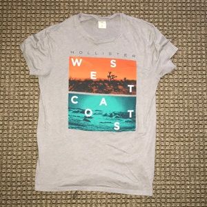 Hollister Graphic T-shirt